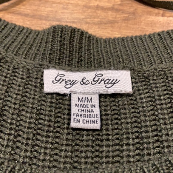 Grey & Gray green knit top with attached skirt - Picture 8 of 10